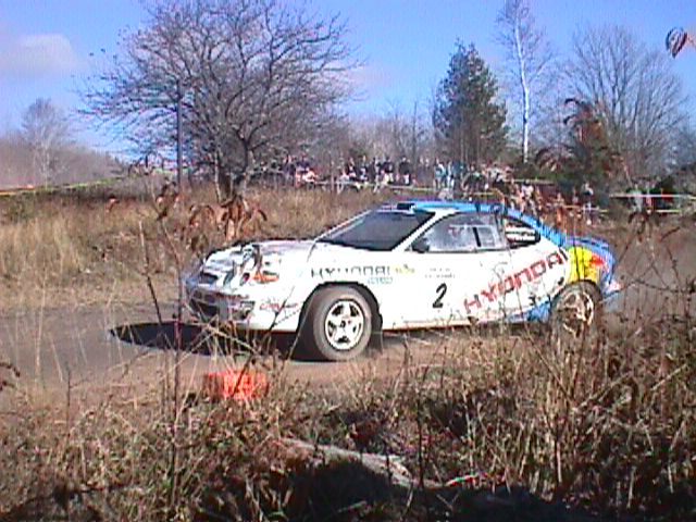 002-d2-hyundai.jpg